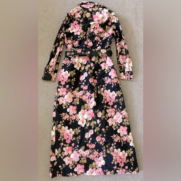 Vintage '60s MARSHALL FIELD floral quilted house coat, 14 (Sm/Med). - Picture 2 of 10